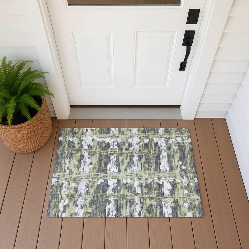 Machine Washable Indoor/ Outdoor Casual Fowler Chantille Rug - Aloe - 1'8" x 2'6"