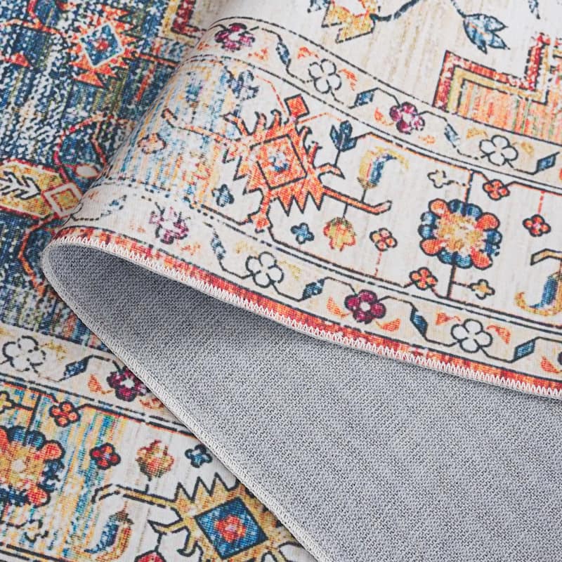 SAFAVIEH Arizona Grytsje Vintage Machine Washable Rug.