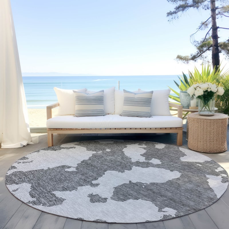 Machine Washable Indoor/ Outdoor Contemporary Abstract Chantille Rug - Gray - 8' x 8'