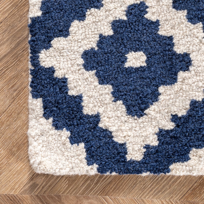 Nuloom Kellee Hand Tufted Geometric Wool Area Rug
