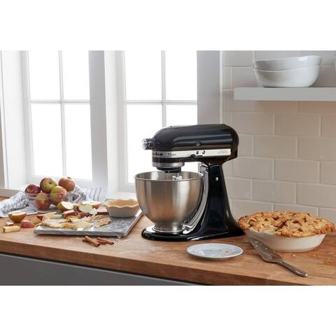 KitchenAid Onyx Black 4.5-Quart Classic Series Stand Mixer