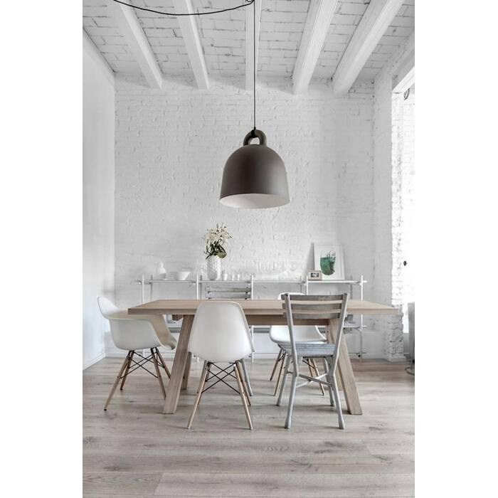 Set of 2 Modern White Plastic Dining Armchairs with Natural Wood Legs – Comfortable Designer Chairs for Kitchen & Dining Room