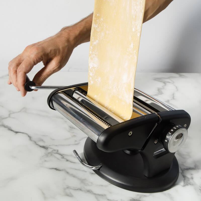 Calphalon Aero Heavy Duty Manual Pasta Maker Machine Noodle Maker w/Rollers & Cutters - Spaghetti, Fettuccini, Lasagna - Black