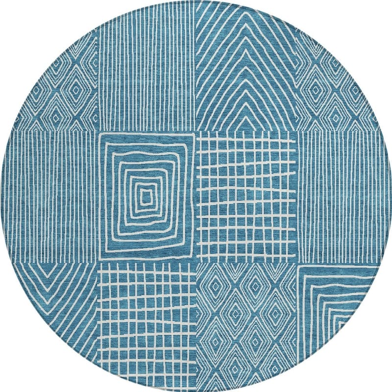 HomeRoots Geometric Transitional Rectangle Outdoor Rug