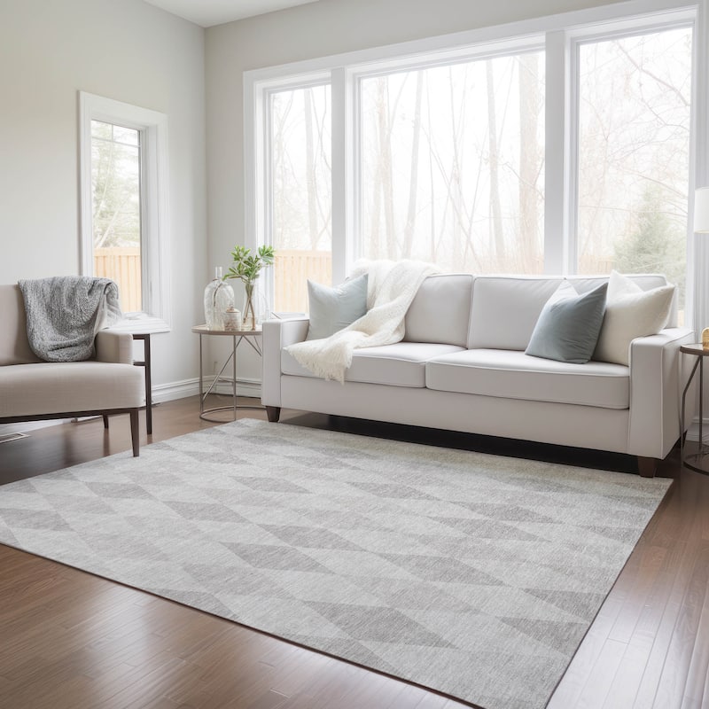 Machine Washable Indoor/ Outdoor Argyle Chantille Rug - Ivory - 8' x 10'