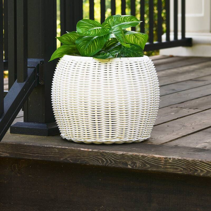 Household Essentials Short Resin Pedestal