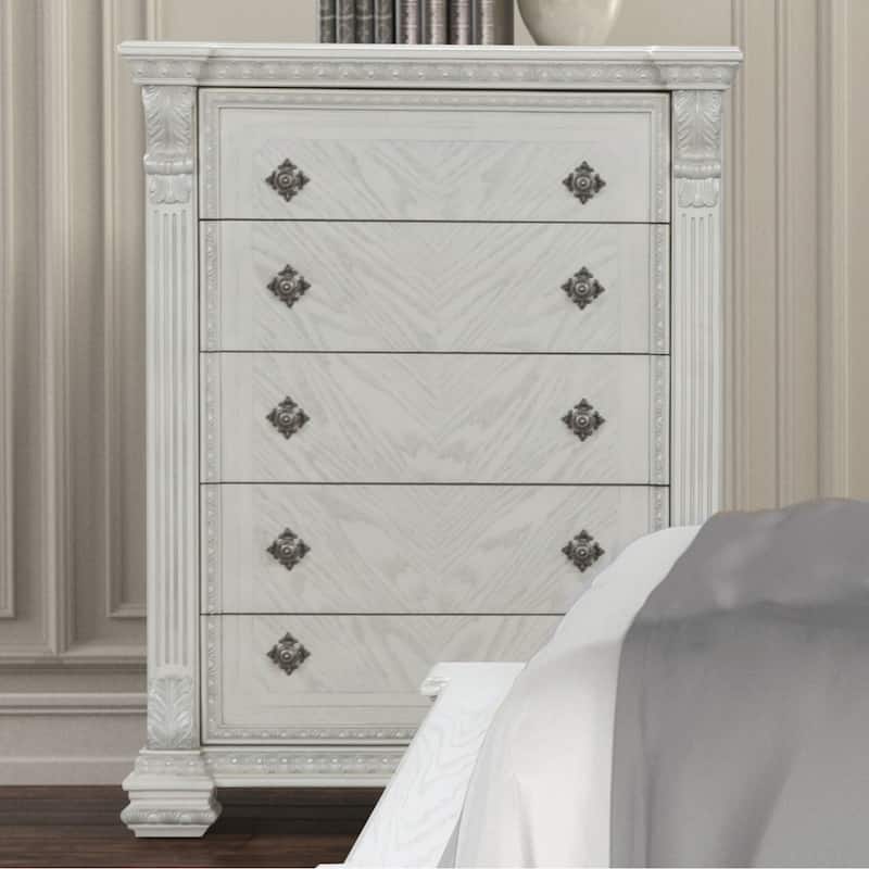Furniture of America Orla Traditional Solid Pine Wood 5-Drawer Chest with Fluted Posts