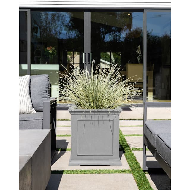 Veradek Brixton Cube 20-inch Planter Box