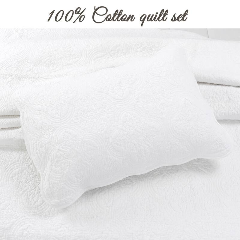 Blantyre Scalloped Edge White Cotton 3-piece Oversized Quilt Bedding Set