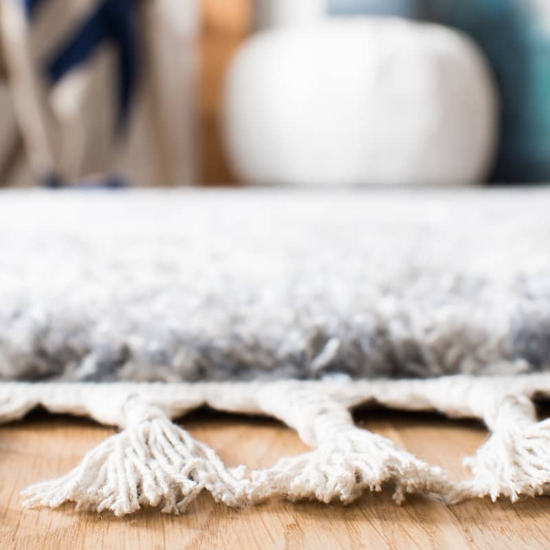 SAFAVIEH Berber Fringe Shag Mercedes Trellis Rug - Grey/Cream - 8' x 10'