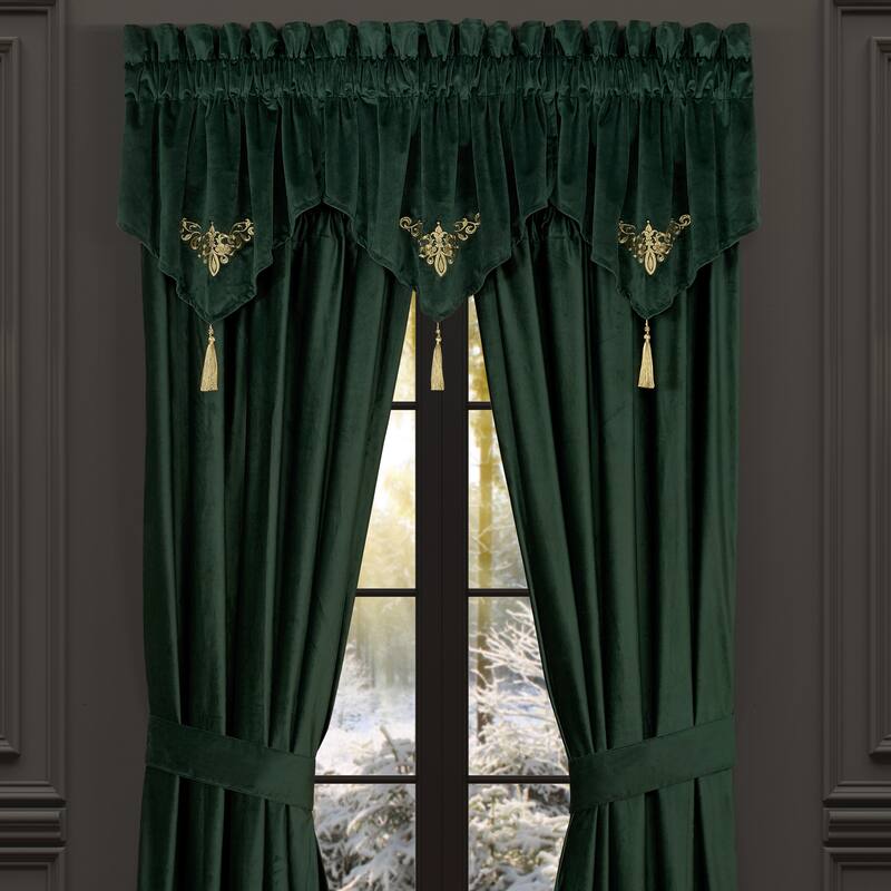 J. Queen New York Noelle Christmas Window Ascot Valance