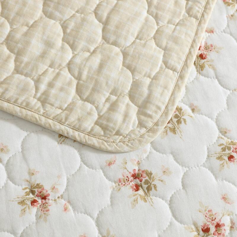 Laura Ashley Dorrie Cotton Reversible Pink Quilt Set