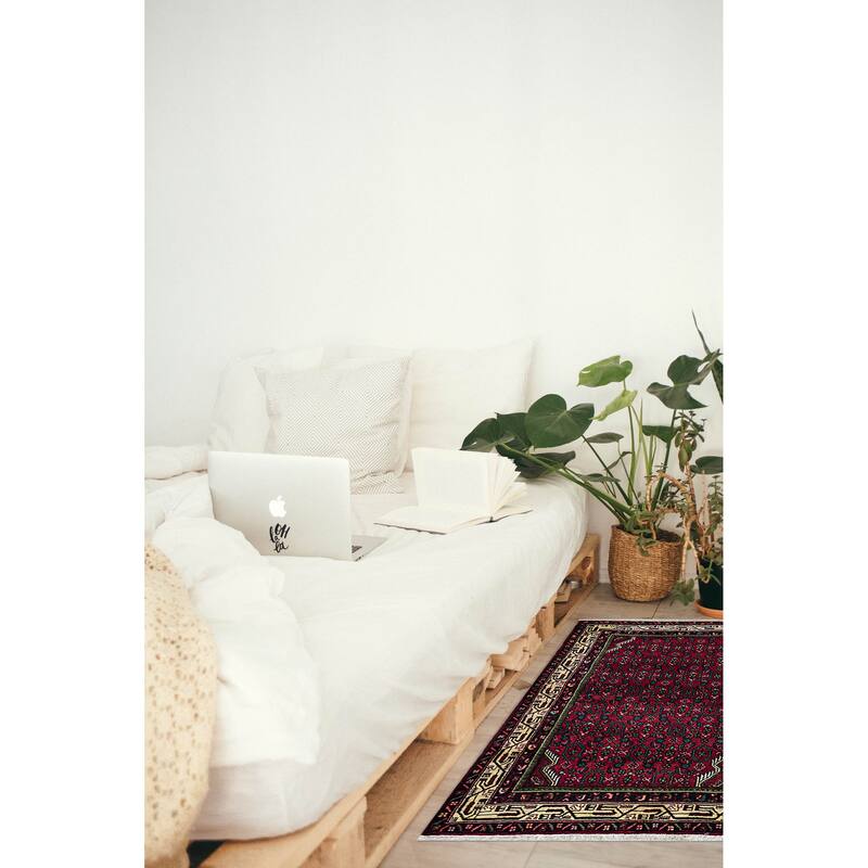 ECARPETGALLERY Hand-knotted Andelz Red Wool Rug - 3'5 x 5'1