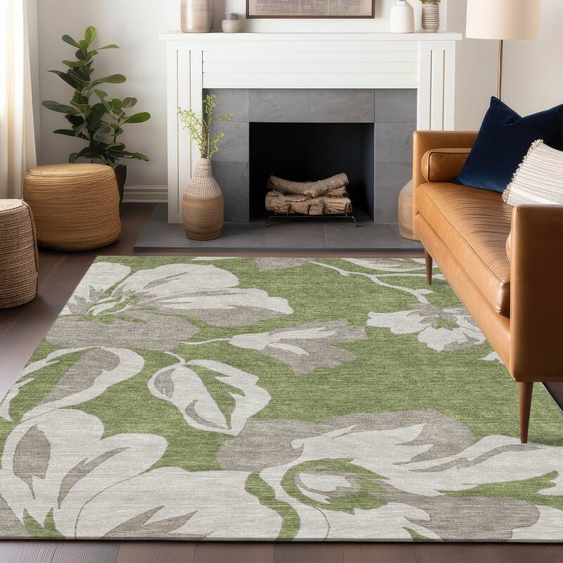Machine Washable Indoor/ Outdoor Chantille Floral Contemporary Rug