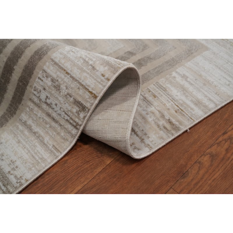 Machine Made Oriental Polyester Carpet Geometric Beige & Ivories Distressed Area Rug - 7' 5'' X 5' 2''