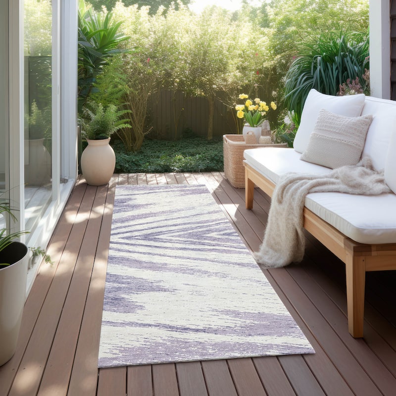 Machine Washable Indoor/ Outdoor Chantille Chevron Modern Rug - Lavender - 2'3" x 7'6"