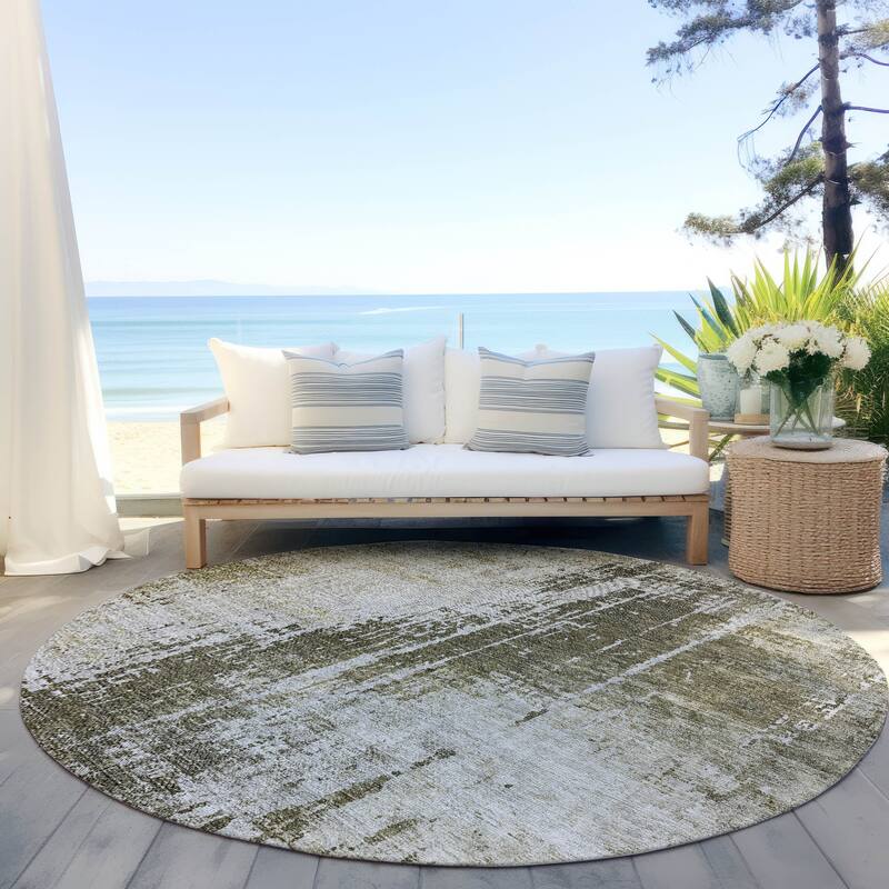 Machine Washable Indoor/ Outdoor Chantille Abstract Ombre Rug - Brown - 8' x 8'