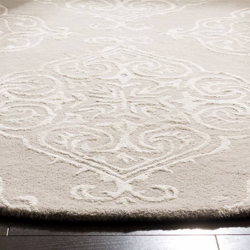 SAFAVIEH Handmade Glamour Graca Modern Viscose Rug