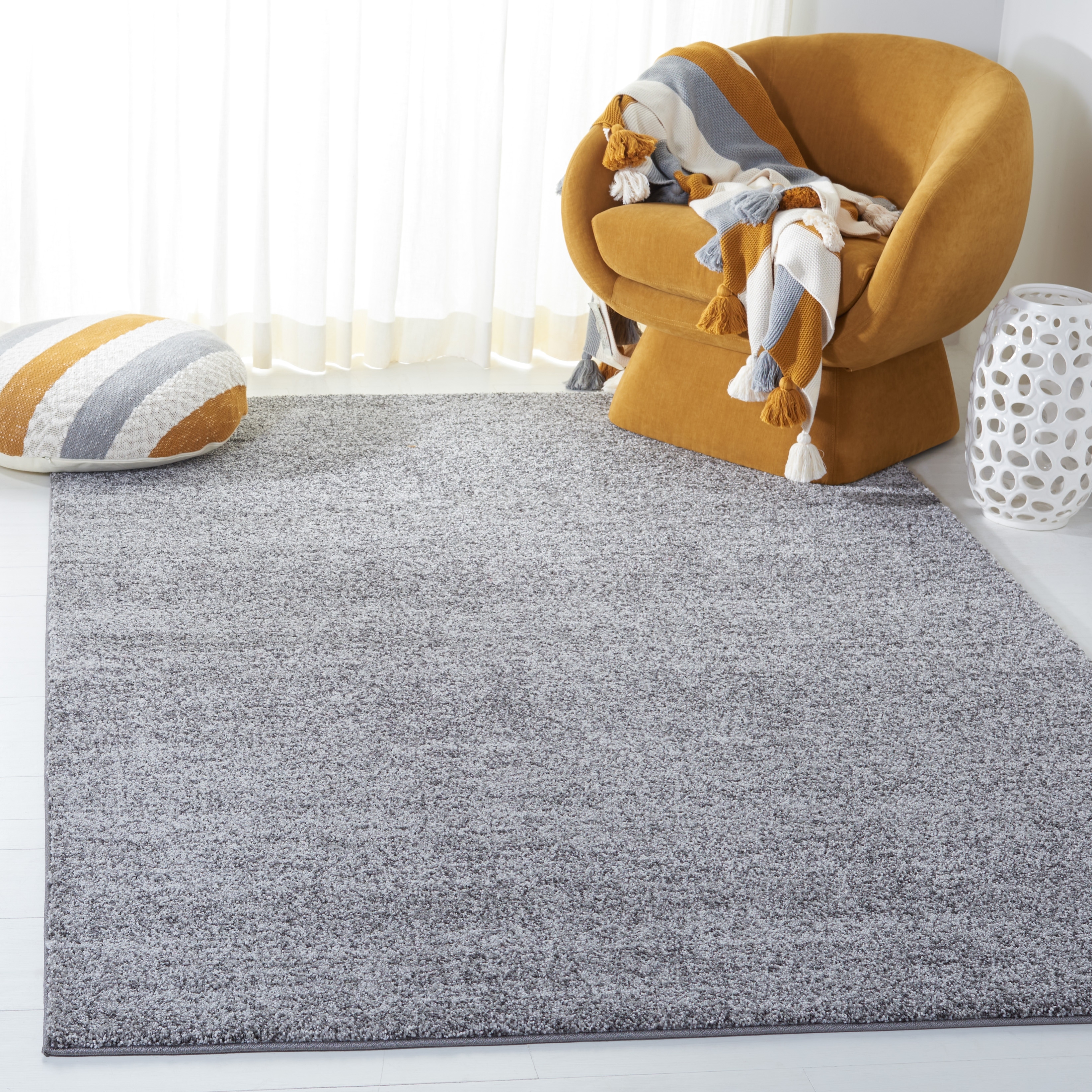 SAFAVIEH, Retro Berdie Modern Rug