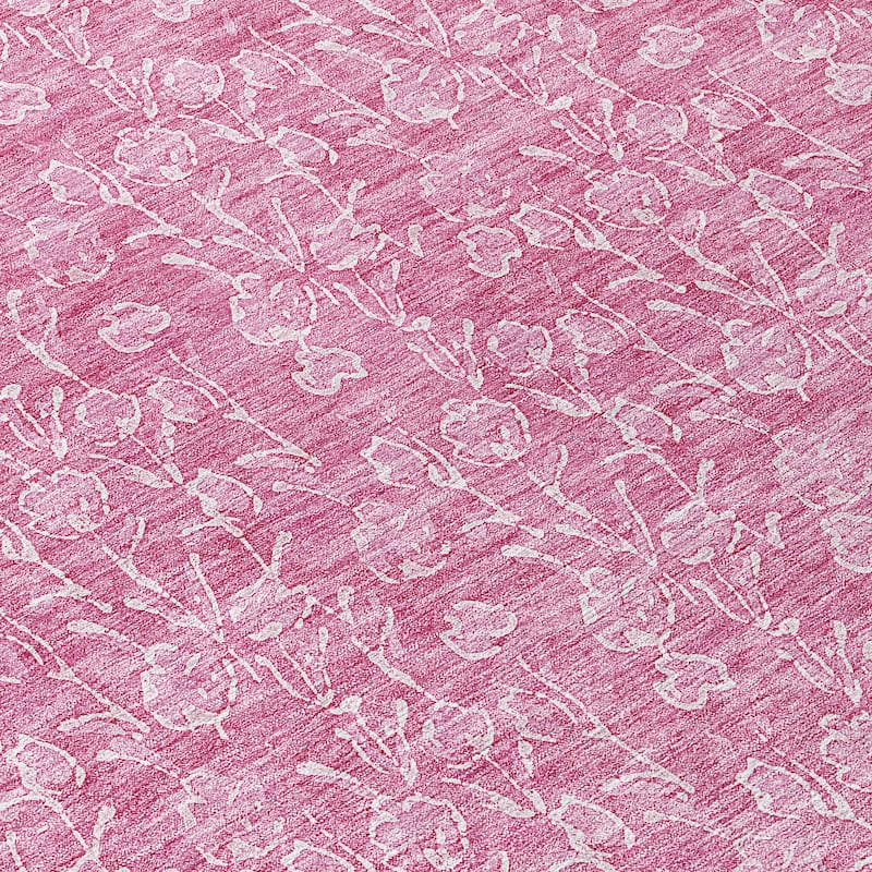 Machine Washable Indoor/ Outdoor Chantille Modern Floral Impressions Rug