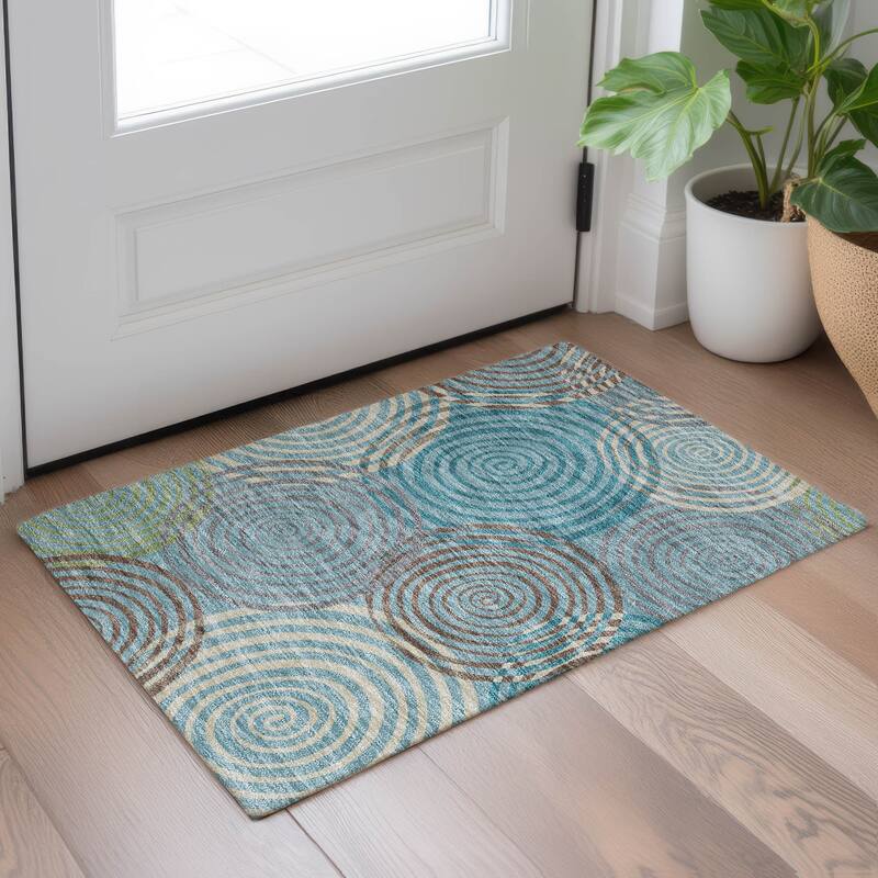 Machine Washable Indoor/ Outdoor Contemporary Swirls Chantille Rug