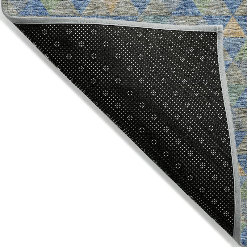 Machine Washable Indoor/ Outdoor Chantille Contemporary Mosaic Rug