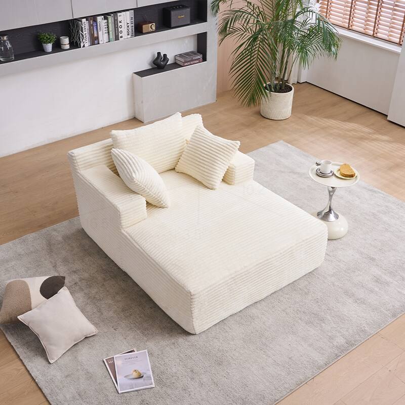 Versatile Oversized Chaise Longue Chair for Relaxing and Sleeping