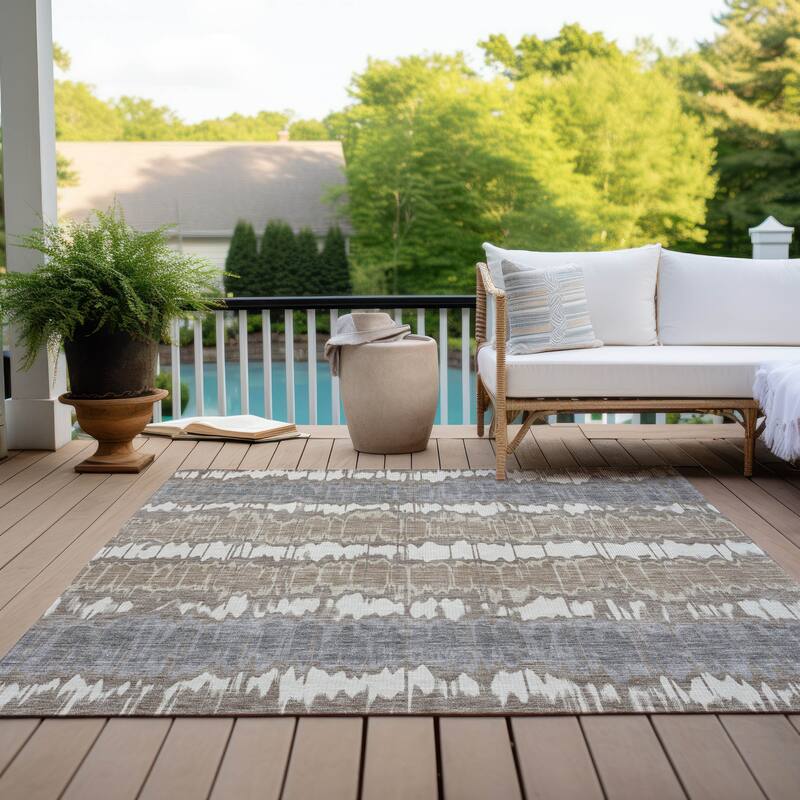 Machine Washable Indoor/ Outdoor Chantille Contemporary Ombre Rug