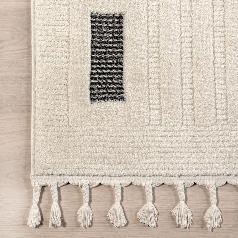 Nuloom Paccia High-Low Modern Striped Tasseled Area Rug