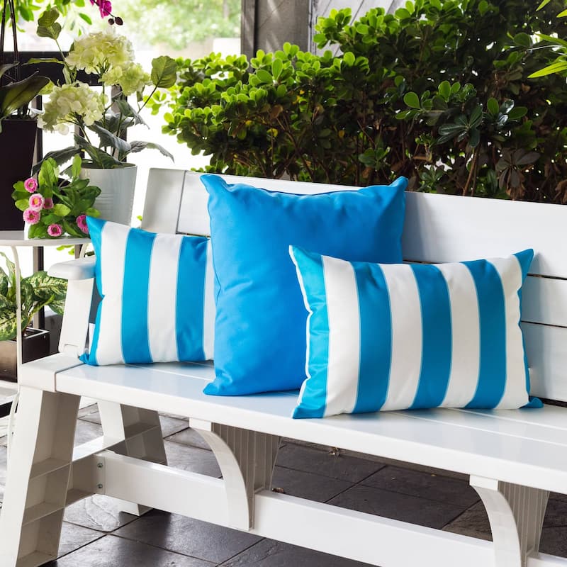 Modern Minimalist Horizon Stripe Pillow