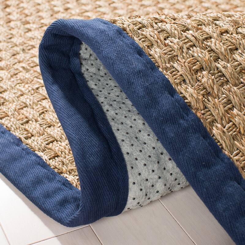 SAFAVIEH Natural Fiber Marina Basketweave Seagrass Rug