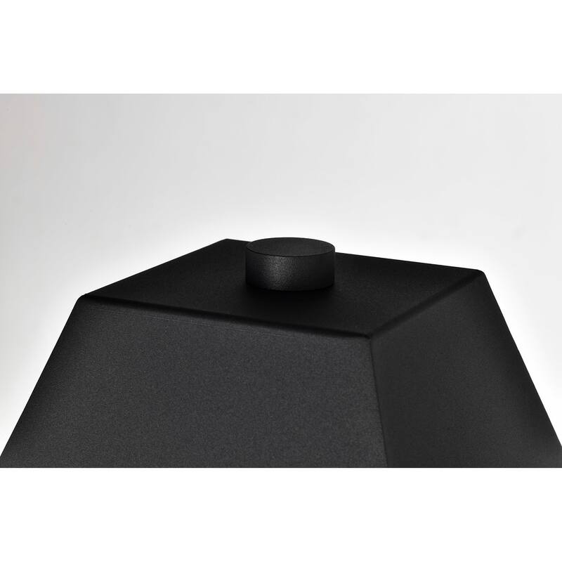 Nuvo Lighting 62/2313 Colt 20" Tall LED Post Light