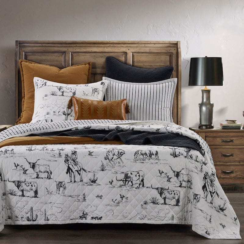 Paseo Road Ranch Life Western Cowboy White/Black 100% Cotton Rustic Toile Western Bedding 3 Piece Reversible Quilt Set