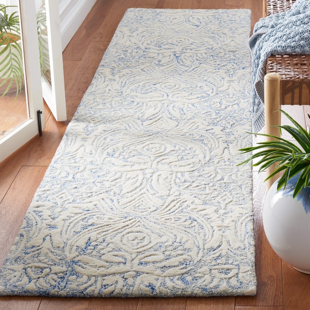 SAFAVIEH Handmade Metro Rakhee French Country Wool Rug