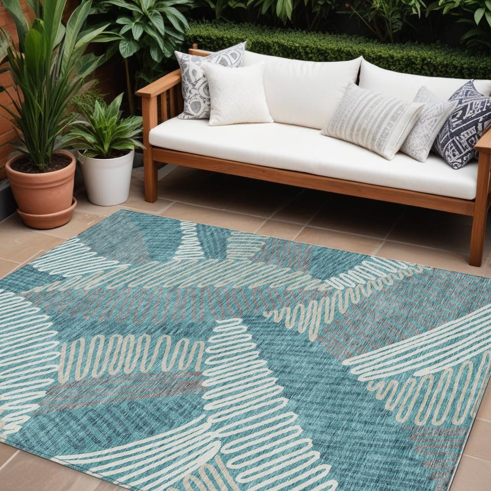 HomeRoots Floral Transitional Rectangle Outdoor Rug