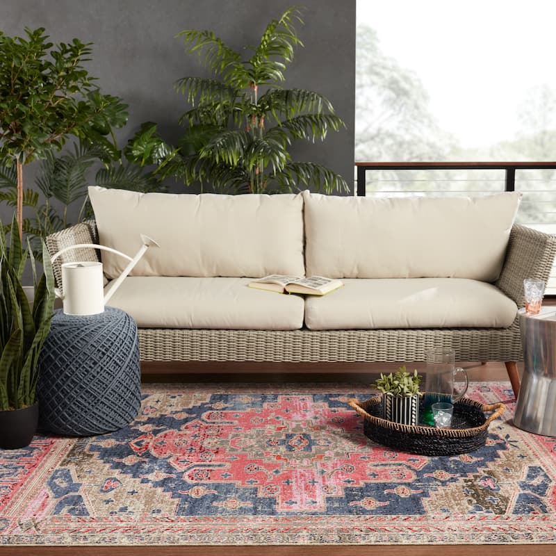 Cicero Indoor and Outdoor Medallion Area Rug