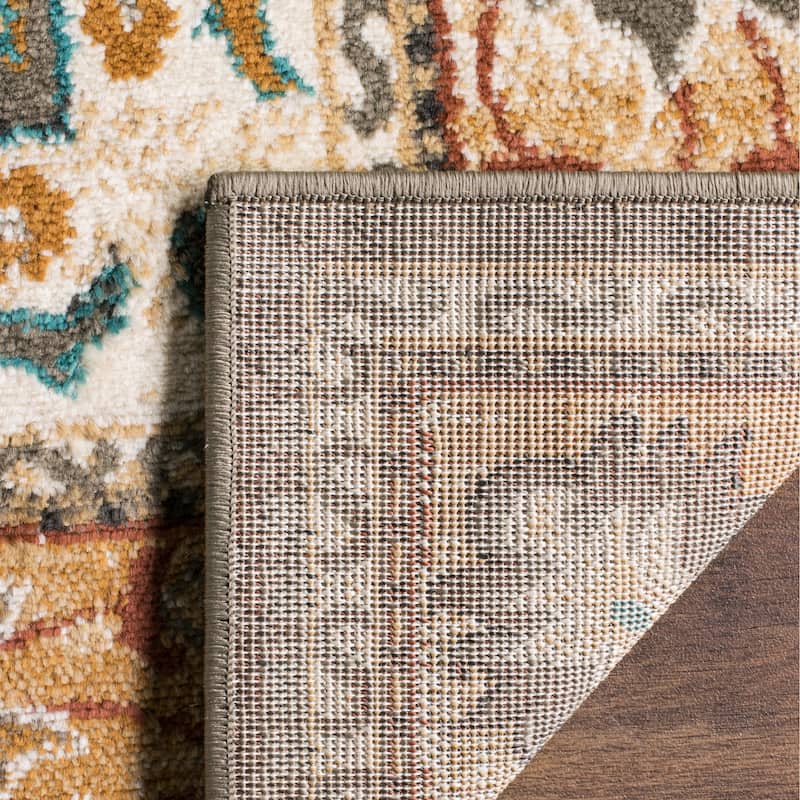 SAFAVIEH Summit Sigurleif Traditional Oriental Rug