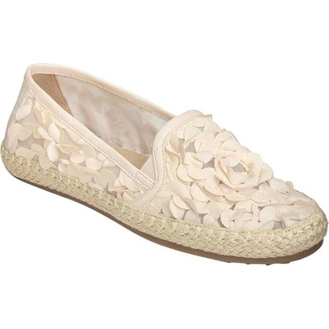aerosoles lets drive