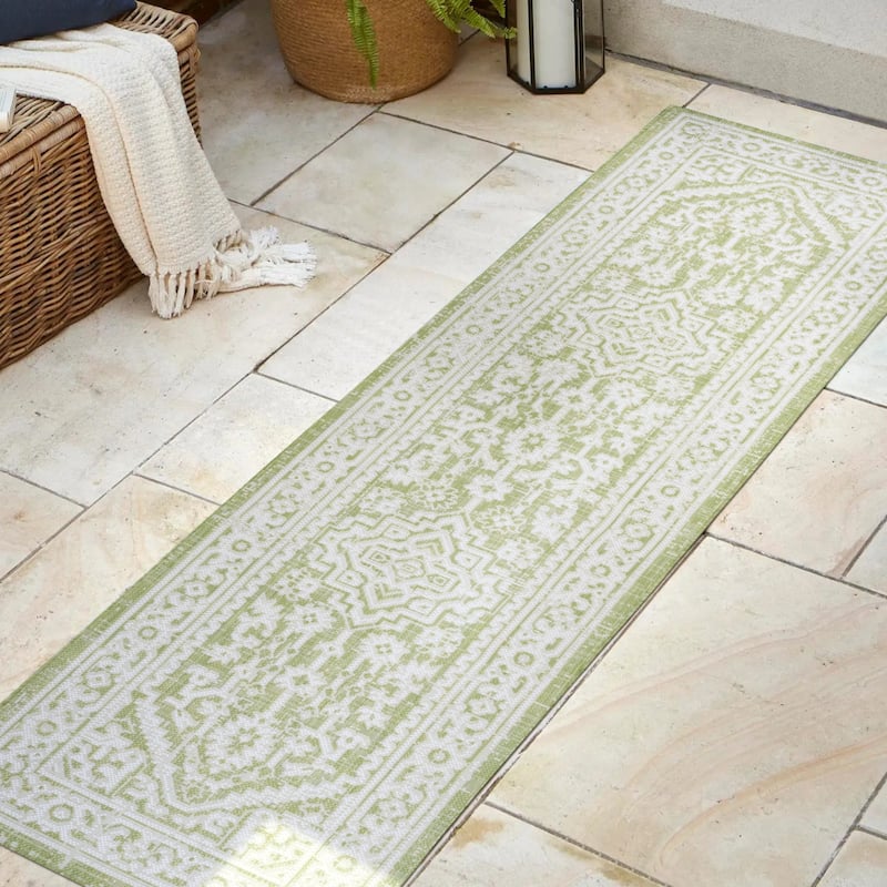 JONATHAN Y Rozetta Medallion Textured Weave Indoor/Outdoor Area Rug - 2 X 10 - Green/Cream