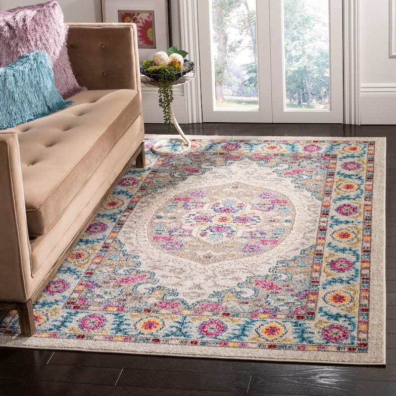 SAFAVIEH Madison Lidia Vintage Boho Oriental Medallion Rug
