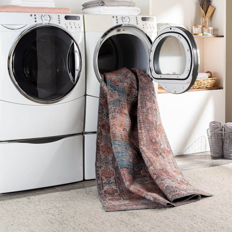 Livabliss Traditional Colin Medallion Washable Area Rug