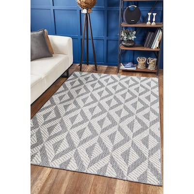 Domani Breeze Mid-Ccntury Trellis Outdoor Rug