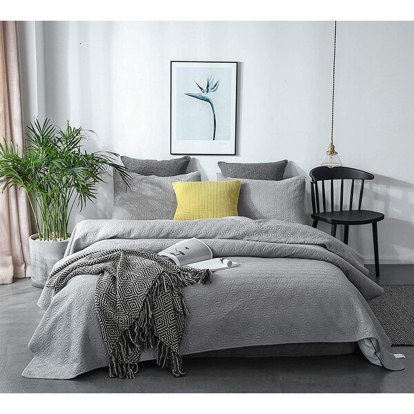 Kasentex Coverlet Quilt Set Microfiber - Star. Opens flyout.