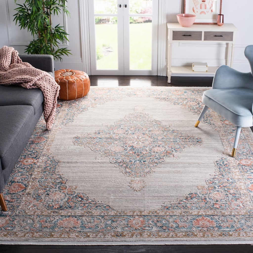 SAFAVIEH Shivan Steinunn Oriental Distressed Rug