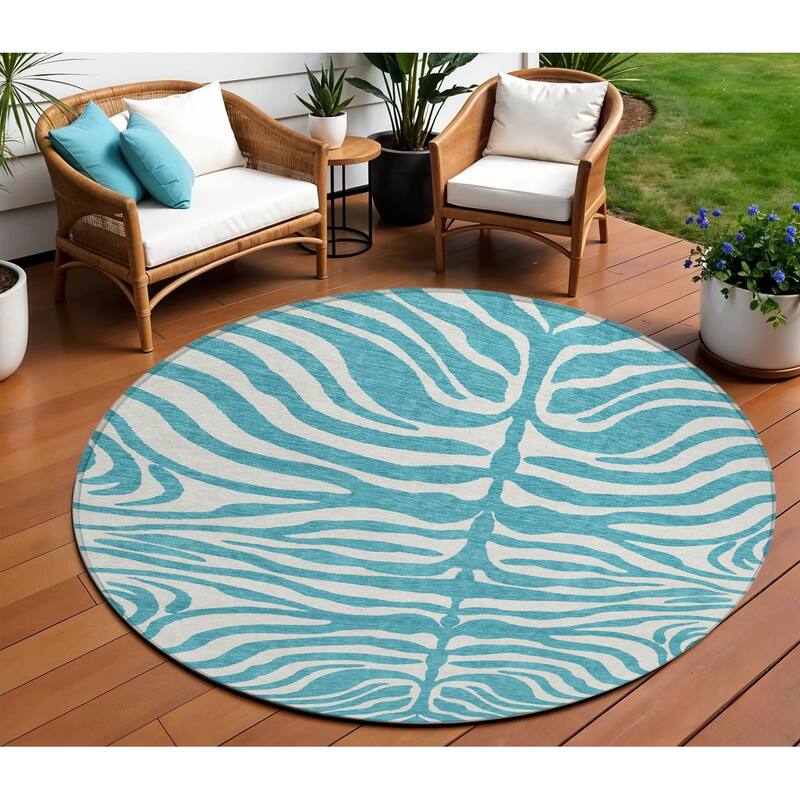 HomeRoots Animal Print Transitional Rectangle Outdoor Rug - 8' Round