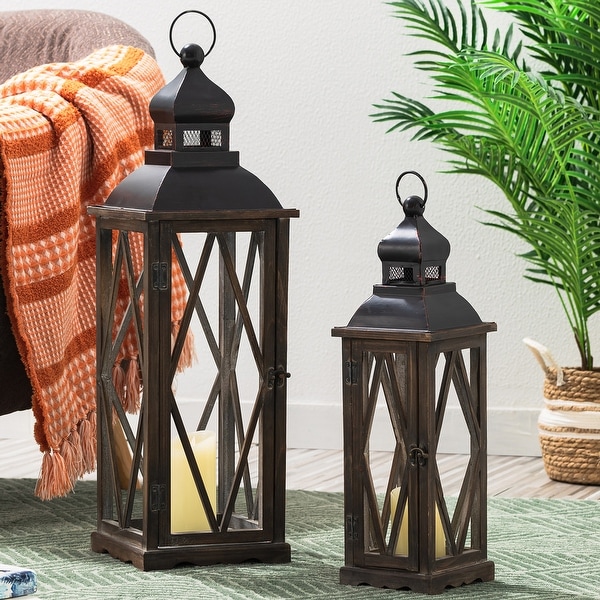 Metal hanging lantern outlet