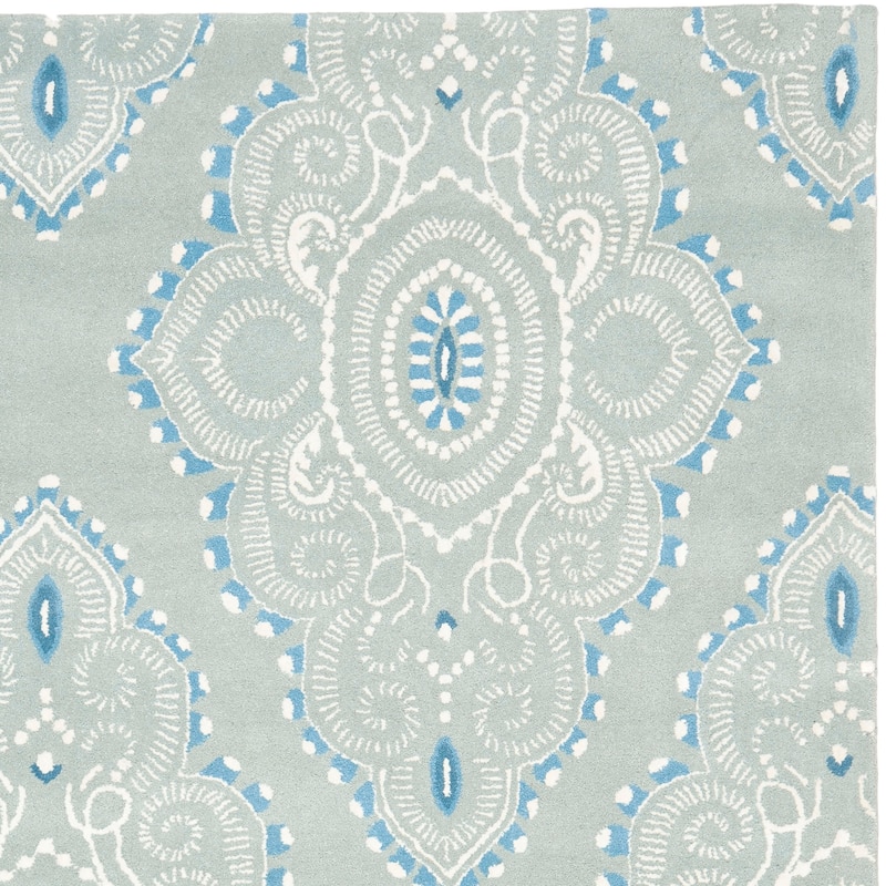 SAFAVIEH Handmade Wyndham Geanina Modern Wool Rug