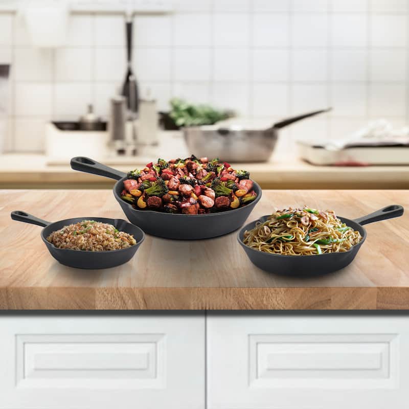 Pre-Seasoned 3 Piece Dual Pour Spout Sturdy Handle Cast Iron Skillet Set