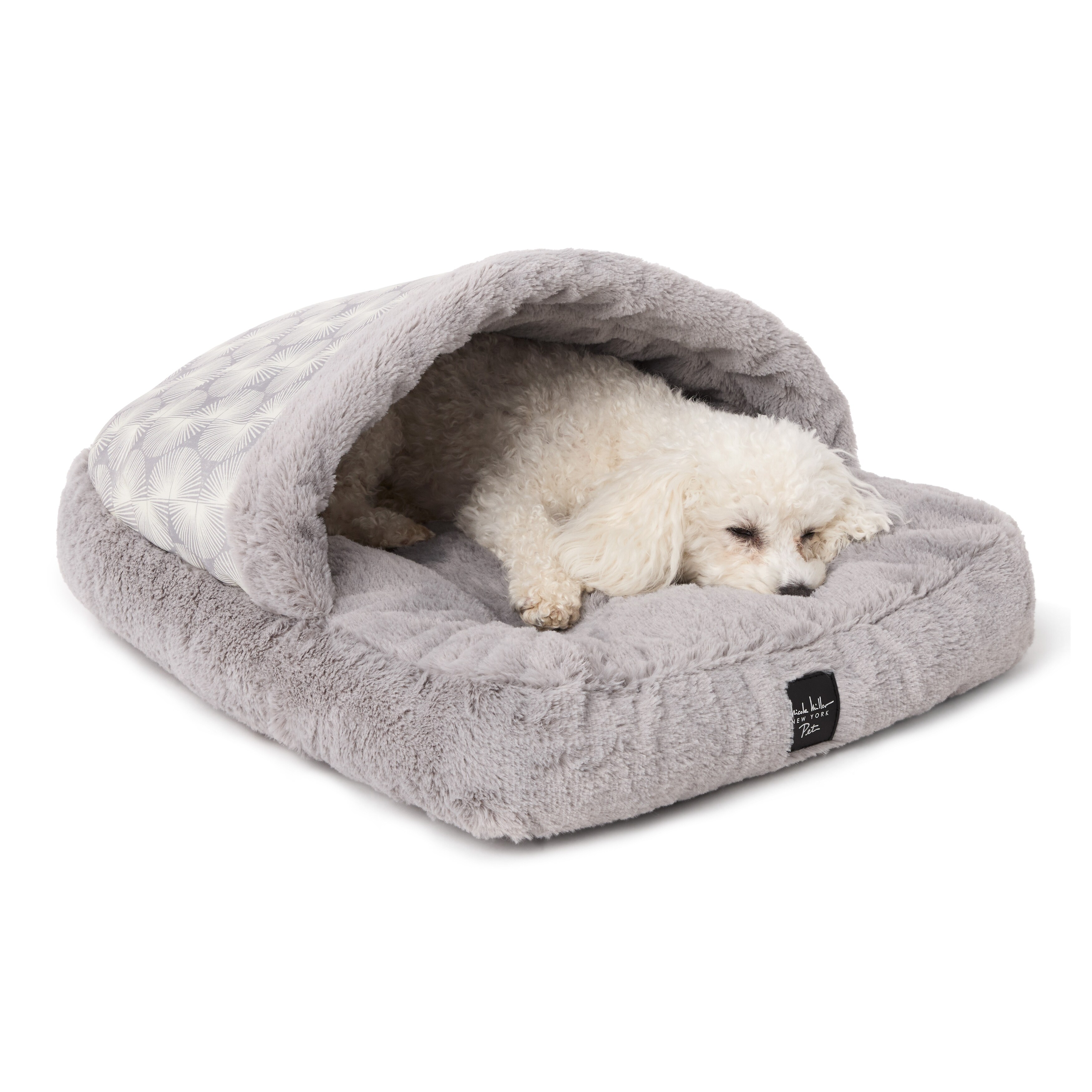 NICOLE MILLER NEW YORK PET Kendall Fluted Geo Cozy Slipper Cave