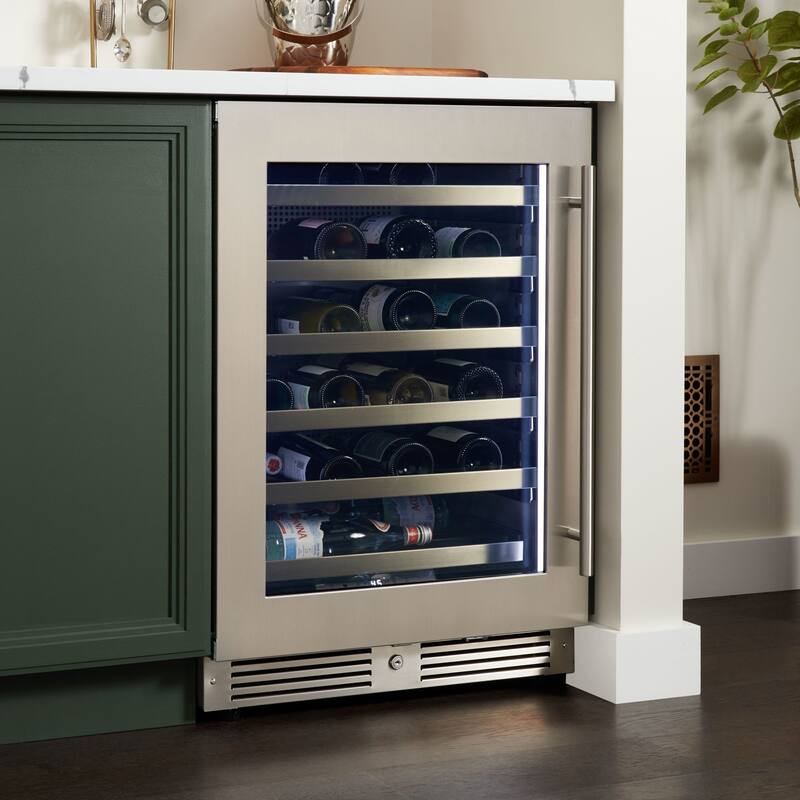 Landmark L3124UI1WGLH 24" Wide 45 Bottle Capacity Single Zone Wine